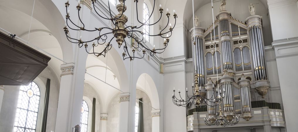 Grote kerk Gorinchem_diamond line